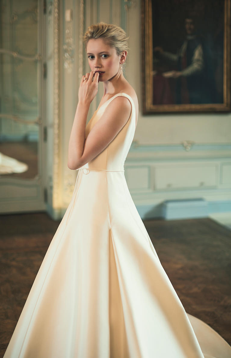 Phillipa-Lepley-Silk-Scoop-Neck-Full-Skirt-Plain-Wedding-Dress-London