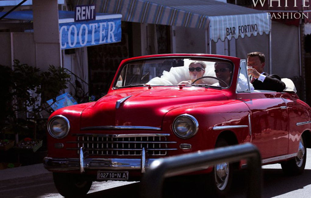 Phillipa-Lepley-Fairytale-Couture-Wedding-Dress-London-Tiers-Tulle-Strapless