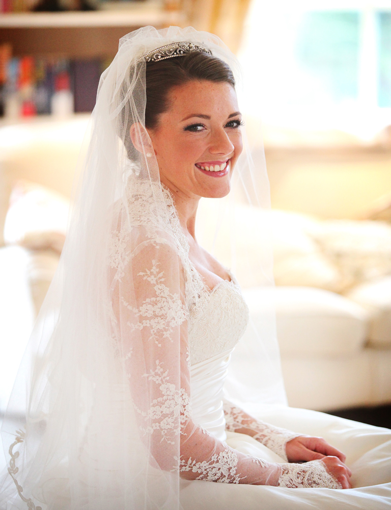 Phillipa-Lepley-Wedding-Dress-London-Veil-Long-Sleeved-Tiara-Traditional-Wedding-Gown-London