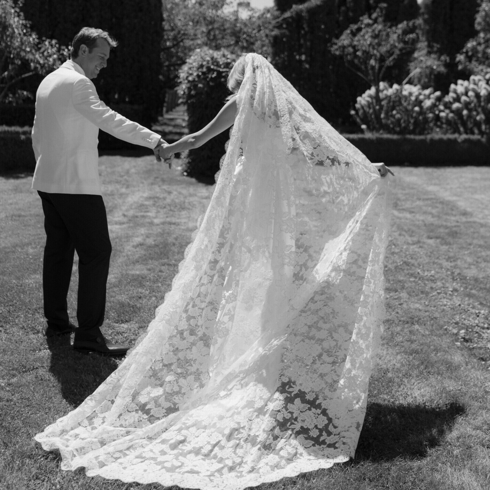 A Phillipa Lepley Bespoke Lace Veil