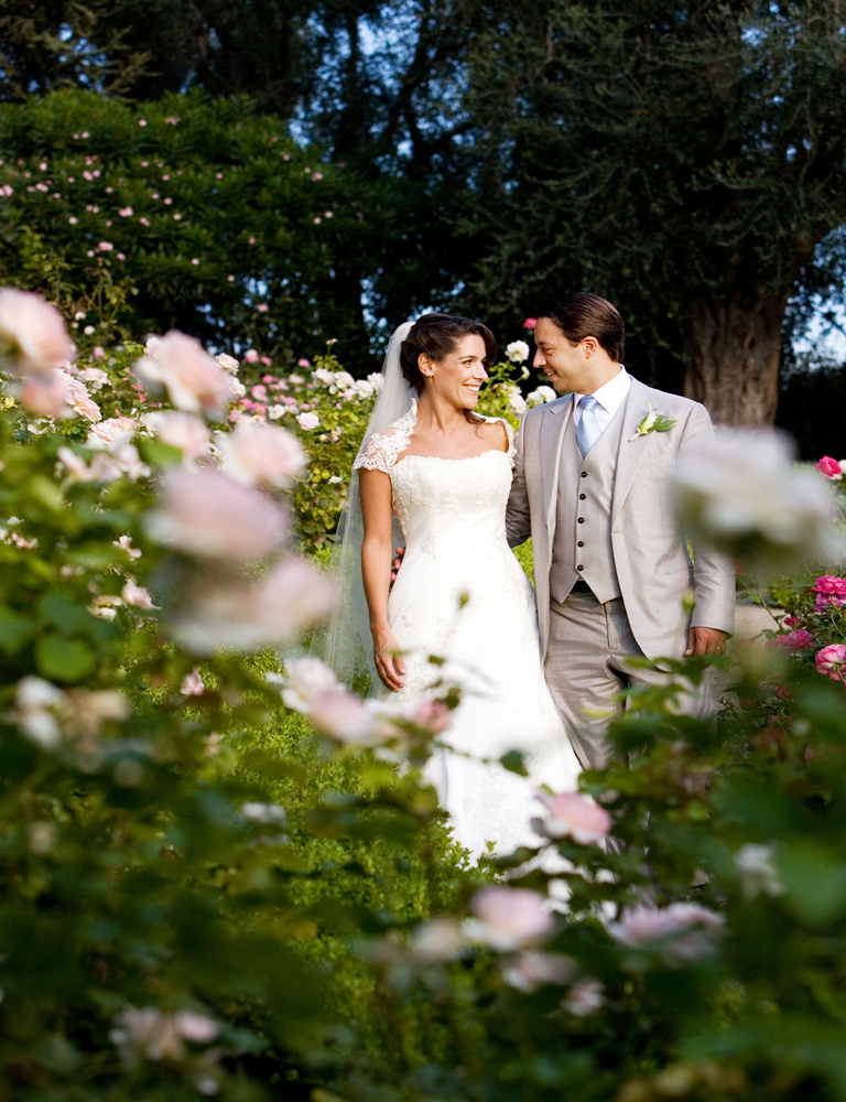 Phillipa-Lepley-Wedding-Dress-and-veil-London