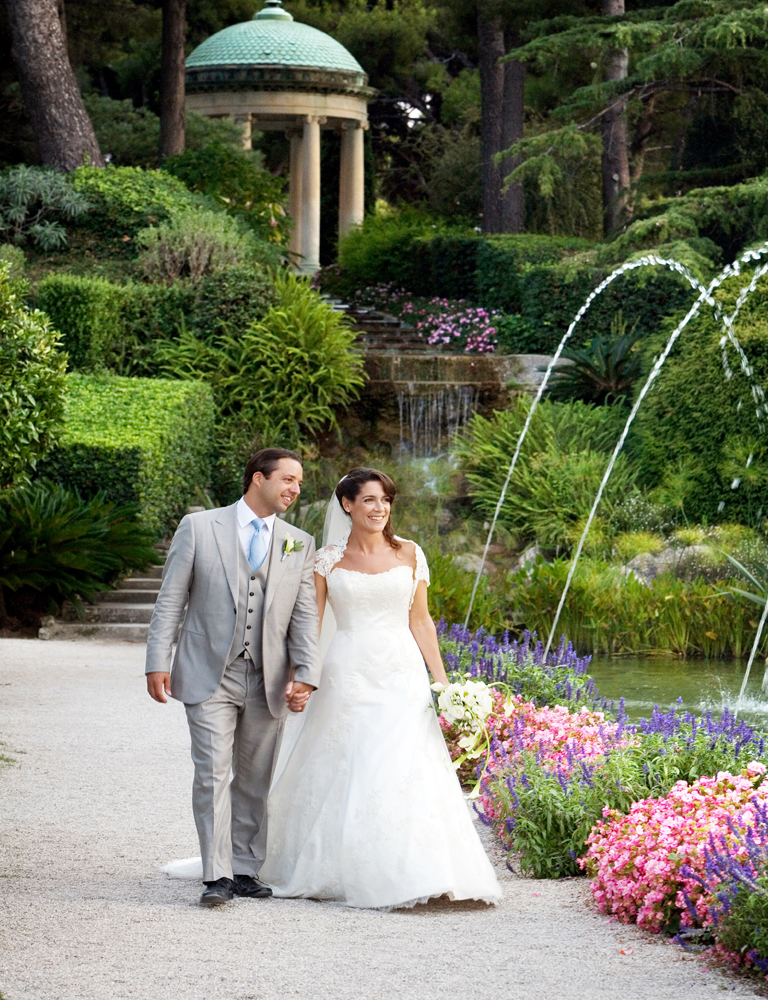 Phillipa-Lepley-Wedding-Dress-with-sleeves-Couture-Wedding-Dress-London