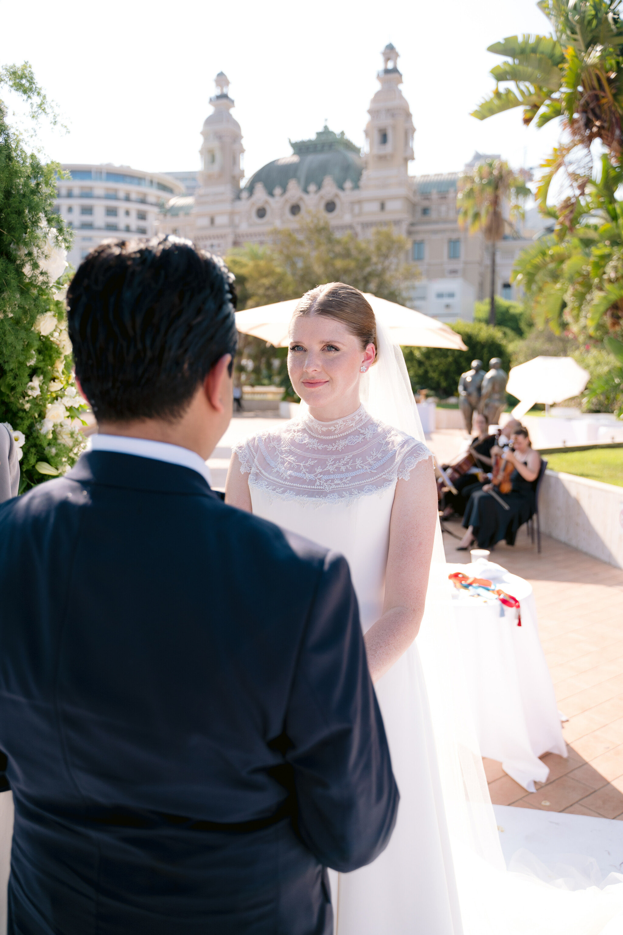 Phillipa Lepley Bride Isabella Monte Carlo Lineaire Plain Veil