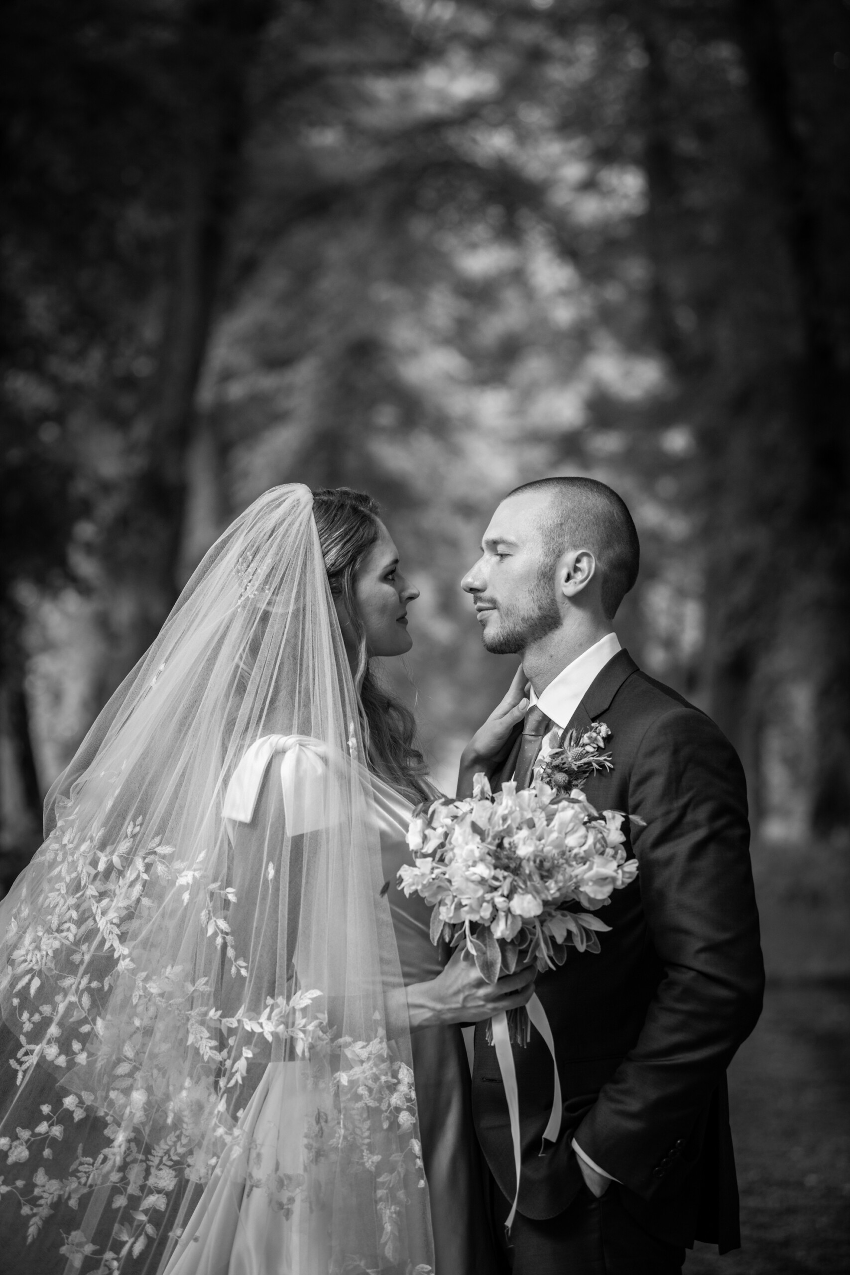 Phillipa Lepley Bride Alexia Ivory Vienna Crossover Woodland Leaves Veil