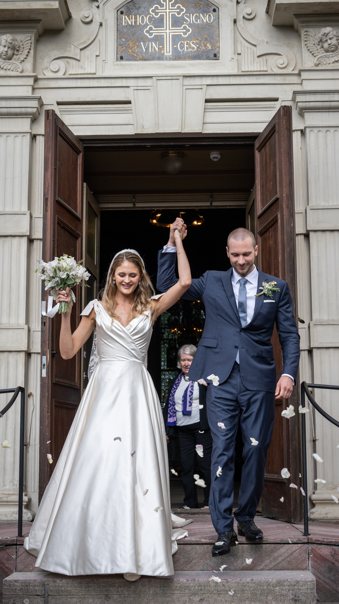 Phillipa Lepley Bride Alexia Ivory Vienna Crossover Woodland Leaves Veil