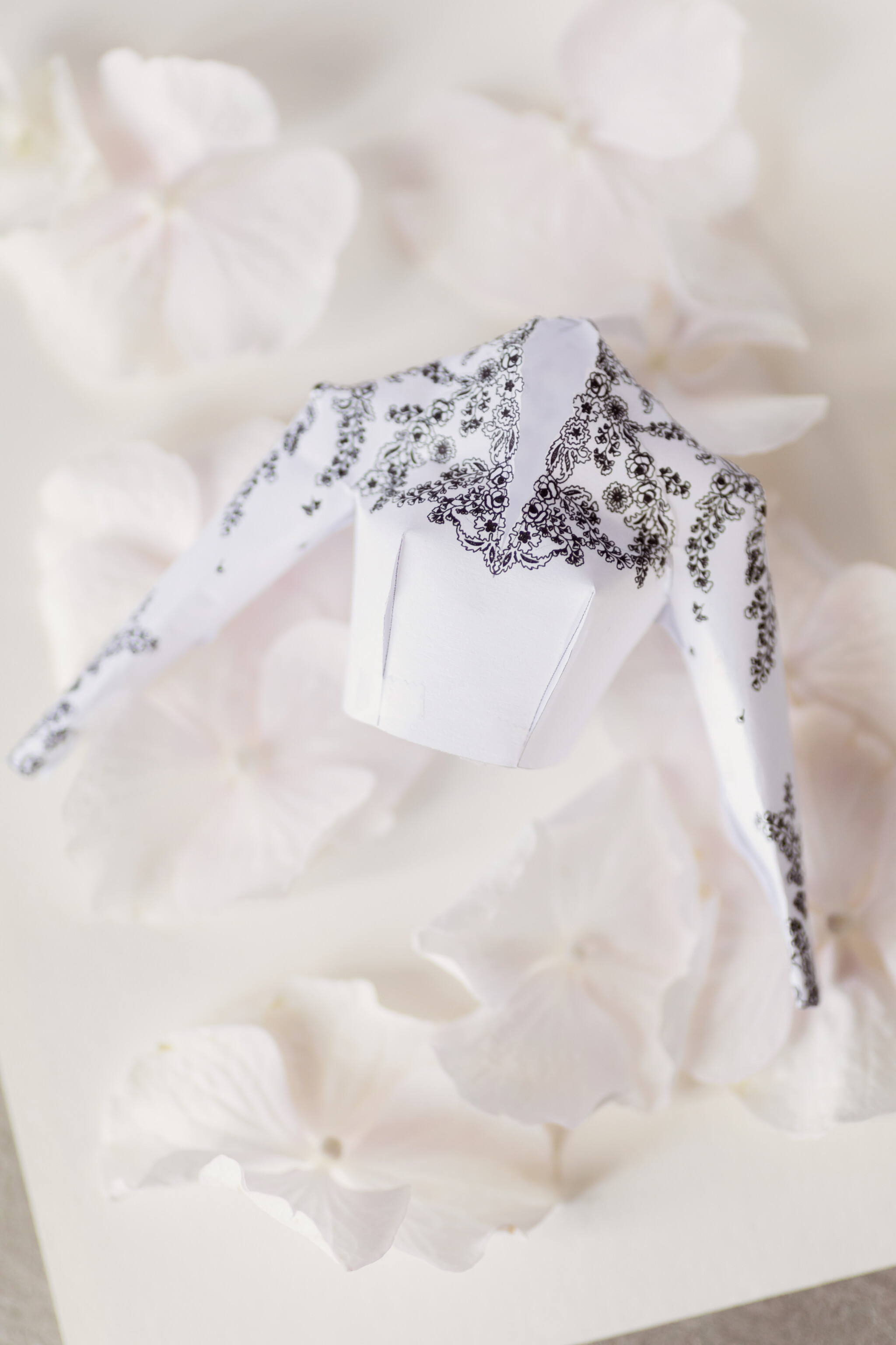 Phillipa Lepley Bride Eilidh Bespoke Embroidered long Sleeve Wedding Gown