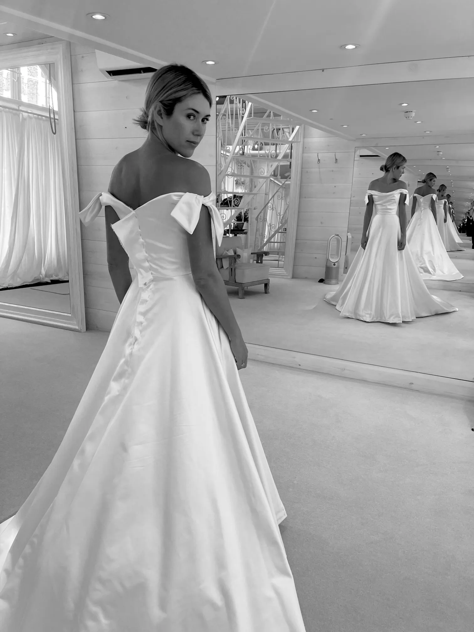 Phillipa Lepley Bride Lizzy Vogue Wedding Satin Off The Shoulder Wedding Dress