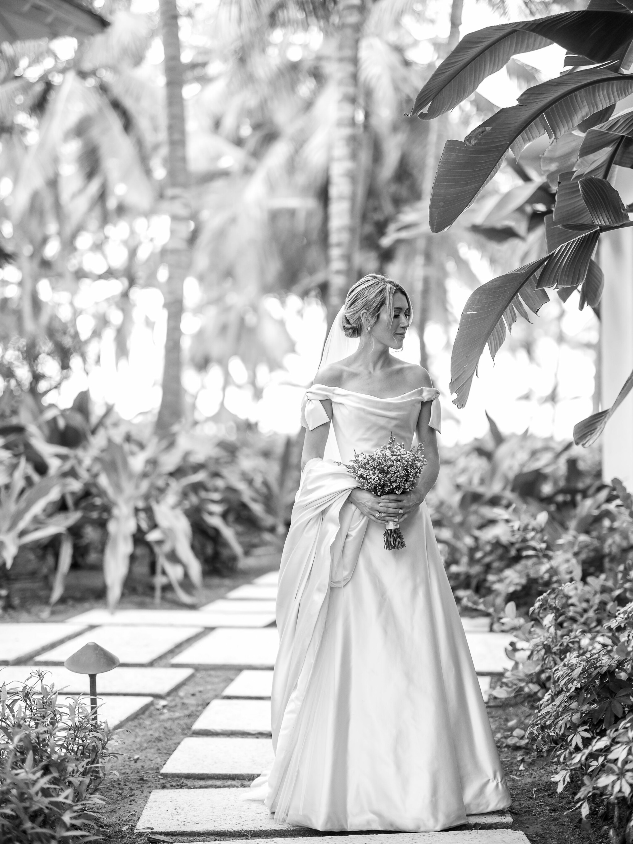 Phillipa Lepley Bride Lizzy Vogue Wedding Satin Off The Shoulder Wedding Dress