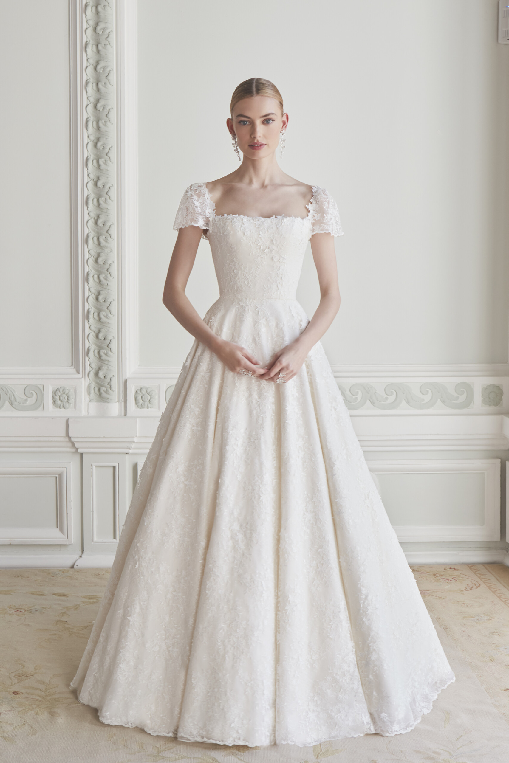 The Phillipa Lepley Private Sale Couture Wedding Dress Sample Sale
