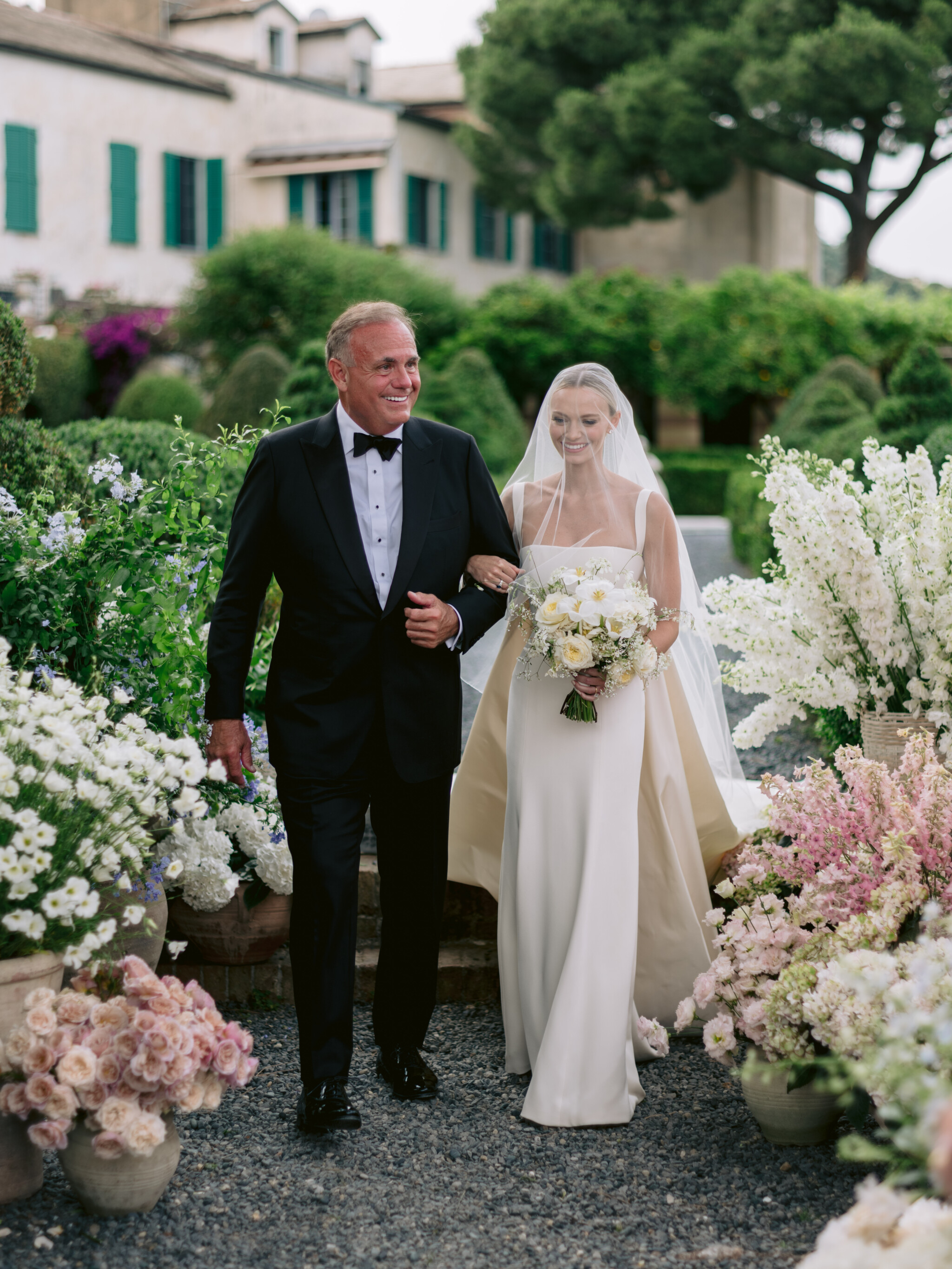 Vogue Wedding Phillipa Lepley Bespoke Wedding Dress Ivory Silk Crepe Fitted Gown With Detachable Cape Portofino Wedding