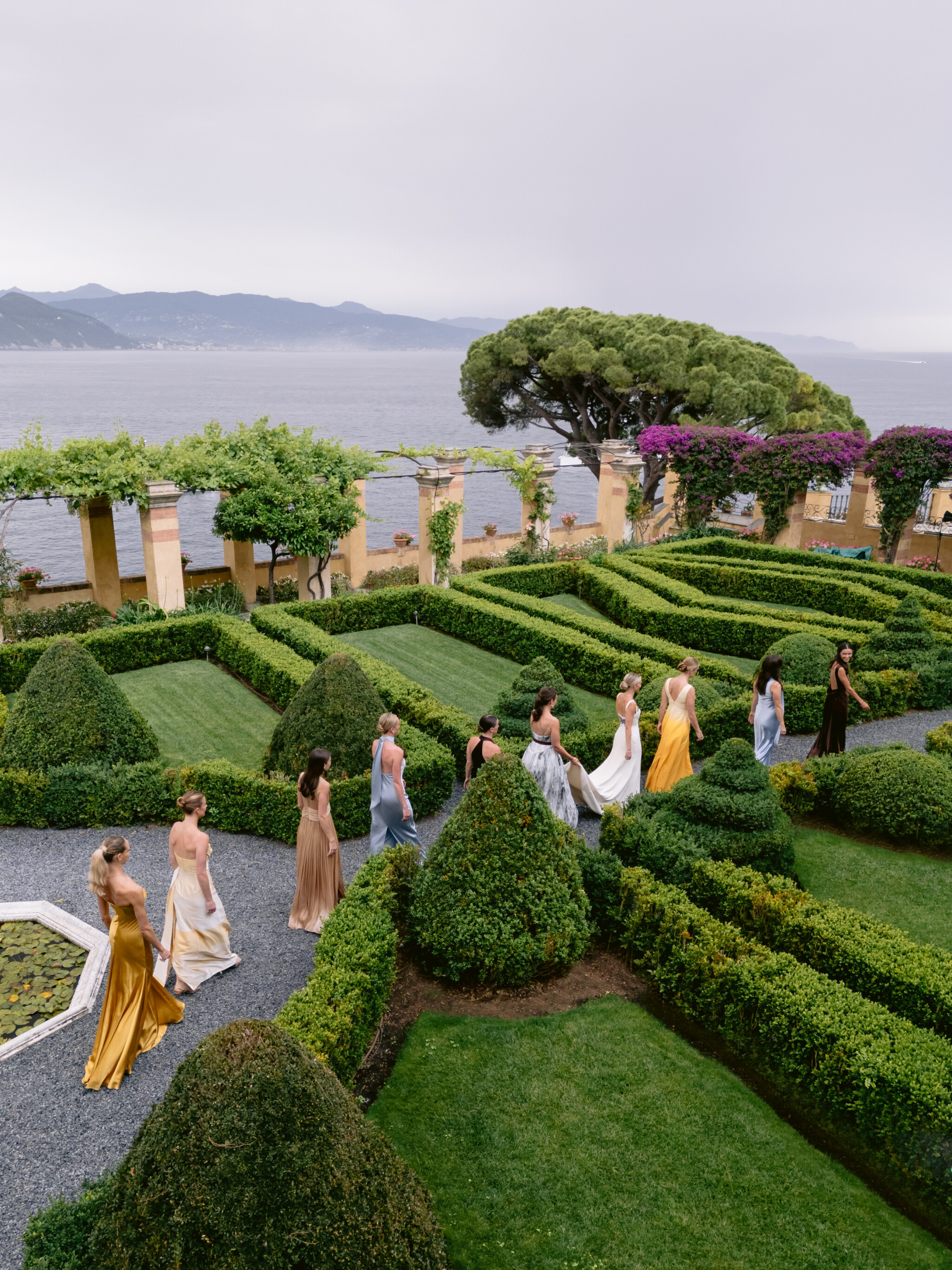 Vogue Wedding Phillipa Lepley Bespoke Wedding Dress Ivory Silk Crepe Fitted Gown With Detachable Cape Portofino Wedding