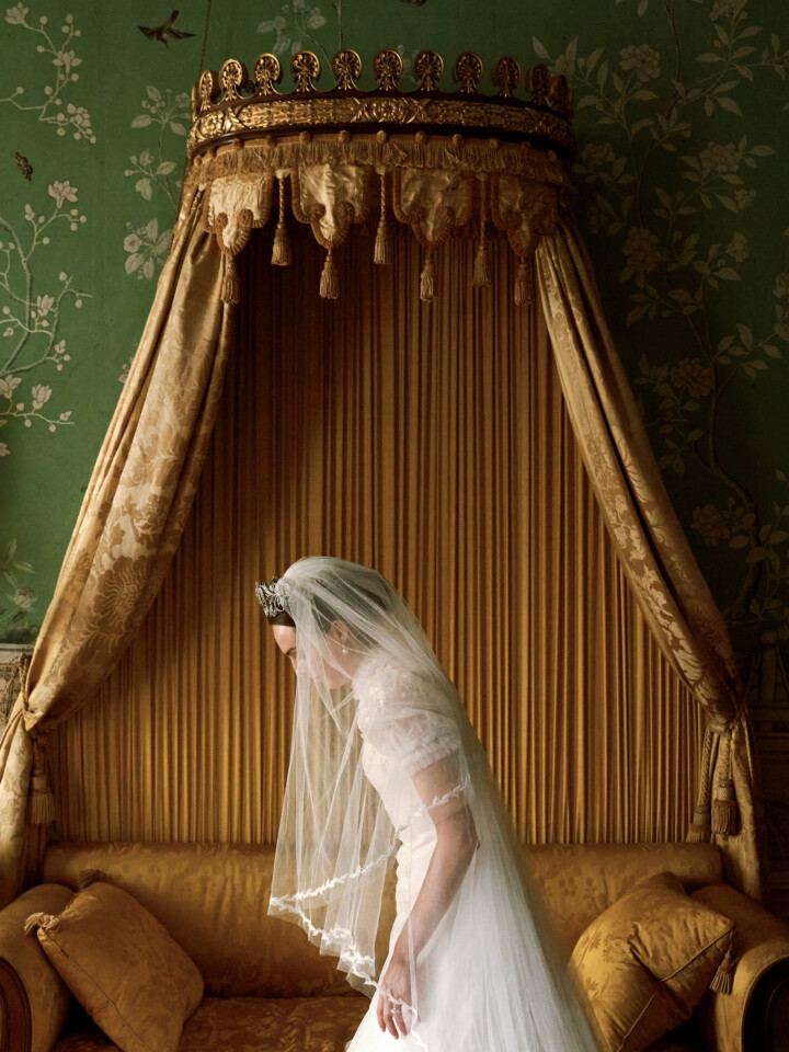 Phillipa Lepley Bespoke Celestial Puff Sleeve Wedding Dress Lady Violet Manners Viscountess Garnock Wedding At Belvoir Castle