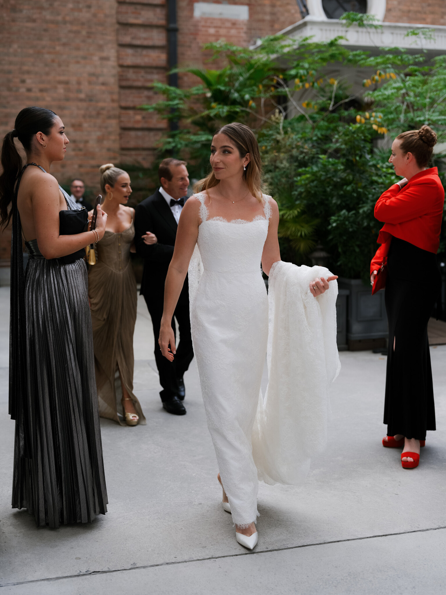 Phillipa Lepley Bride Rachel Hong Kong Wedding Lace Strap Wedding Dress Column Skirt With Lace Scalloped Watteau