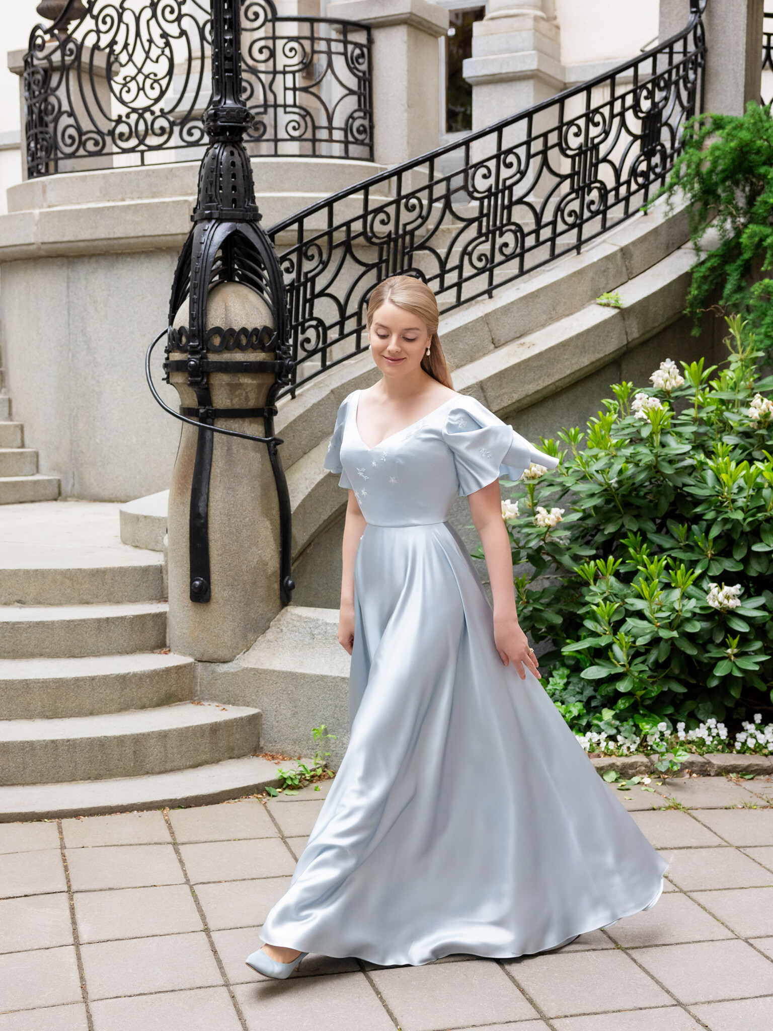 Phillipa Lepley Real Client Flora Bespoke Eveningwear Duchess Satin Dress