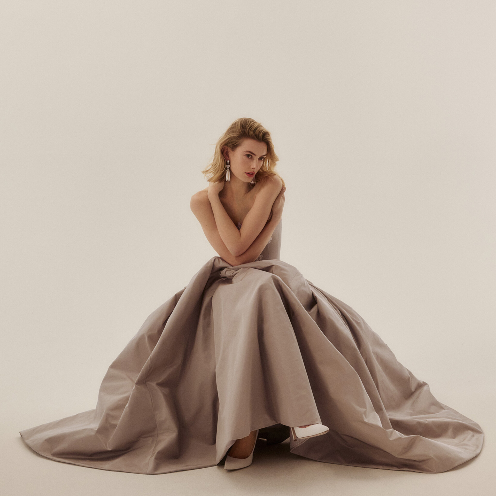 Phillipa Lepley Couture Eveningwear Grace Ice Fleurs